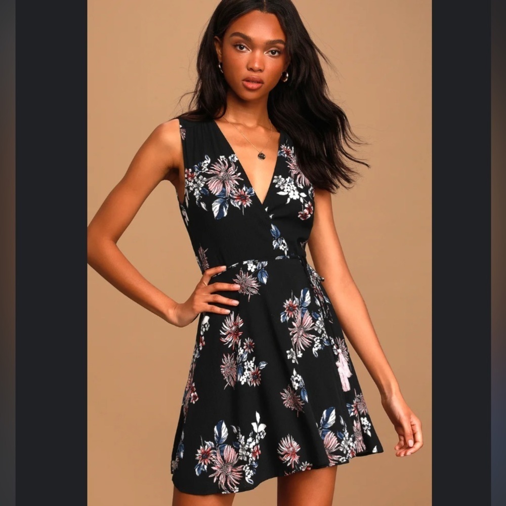 Lulus Midnight Flower Black Floral Wrap Dress